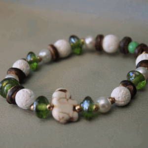 B14 Green, Wood Elephant